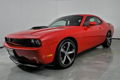 2014 Dodge Challenger R/T Shaker Package-COLLECTION QUALITY! - Photo 6 - Joliet, IL 60435
