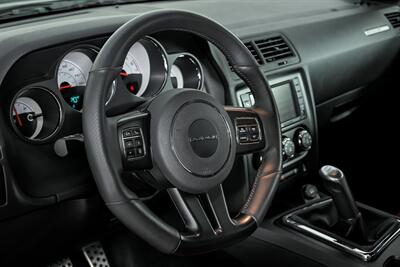 2014 Dodge Challenger R/T Shaker Package-COLLECTION QUALITY! - Photo 23 - Joliet, IL 60435