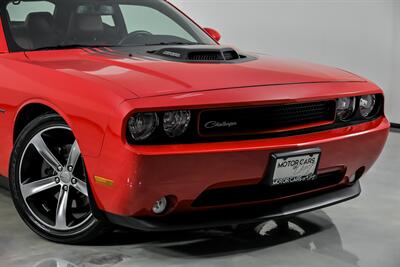 2014 Dodge Challenger R/T Shaker Package-COLLECTION QUALITY! - Photo 3 - Joliet, IL 60435