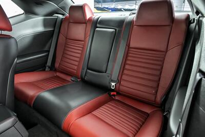 2014 Dodge Challenger R/T Shaker Package-COLLECTION QUALITY! - Photo 22 - Joliet, IL 60435