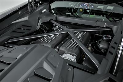 2022 Lamborghini Huracan EVO-BIG MSRP-CPO WARRANTY TILL 10/2028! - Photo 17 - Joliet, IL 60435