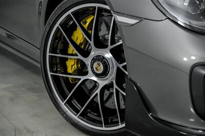 2018 Porsche 911 Turbo S   - Photo 4 - Joliet, IL 60435