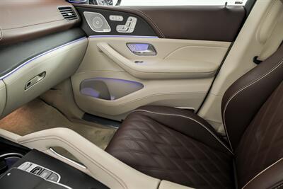 2025 Mercedes-Benz GLS Mercedes-Maybach GLS 600 4MATIC   - Photo 39 - Joliet, IL 60435
