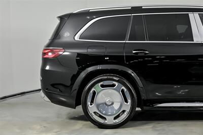 2025 Mercedes-Benz GLS Mercedes-Maybach GLS 600 4MATIC   - Photo 13 - Joliet, IL 60435