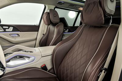 2025 Mercedes-Benz GLS Mercedes-Maybach GLS 600 4MATIC   - Photo 24 - Joliet, IL 60435
