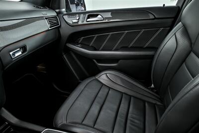 2017 Mercedes-Benz AMG GLE 63 S   - Photo 38 - Joliet, IL 60435