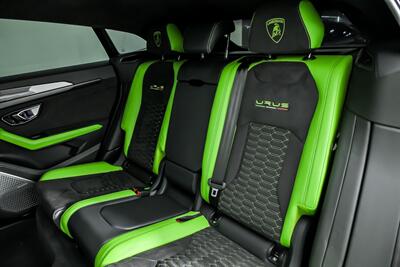 2021 Lamborghini Urus PEARL CAPSULE - Photo 25 - Joliet, IL 60435