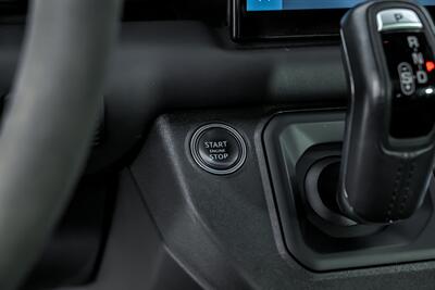 2022 Land Rover Defender 110 Carpathian Edition   - Photo 36 - Joliet, IL 60435