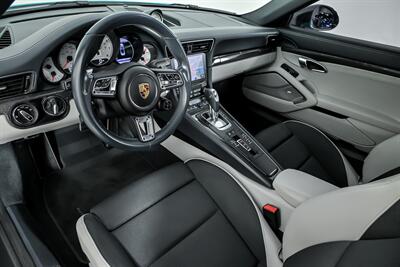 2019 Porsche 911 Turbo   - Photo 27 - Joliet, IL 60435