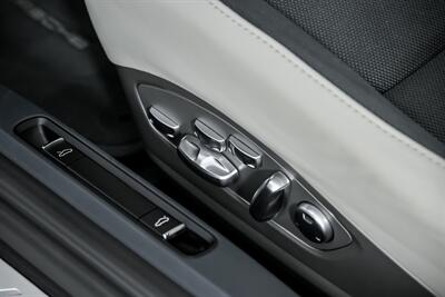 2019 Porsche 911 Turbo   - Photo 32 - Joliet, IL 60435