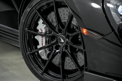 2019 McLaren 600LT - Photo 4 - Joliet, IL 60435