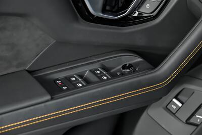 2022 Lamborghini Urus   - Photo 21 - Joliet, IL 60435