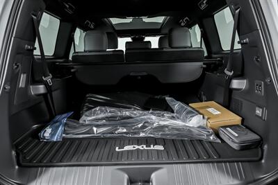 2025 Lexus GX 550 Luxury+   - Photo 16 - Joliet, IL 60435