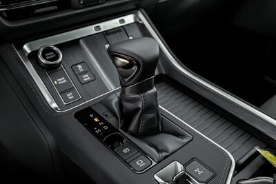 2025 Lexus GX 550 Luxury+   - Photo 35 - Joliet, IL 60435