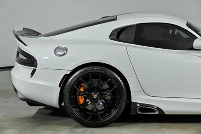 2014 Dodge SRT Viper TA- NUMBER 14/33   - Photo 13 - Joliet, IL 60435
