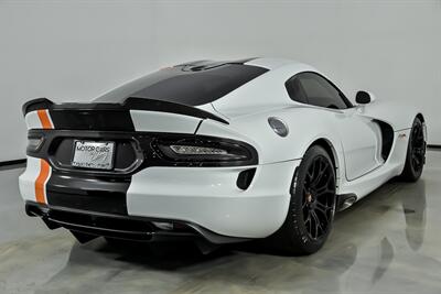 2014 Dodge SRT Viper TA- NUMBER 14/33   - Photo 12 - Joliet, IL 60435