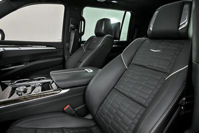 2025 Cadillac Escalade ESV Sport Platinum-BIG $139K MSRP-EXECUTIVE SEATING - Photo 22 - Joliet, IL 60435