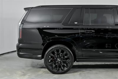 2025 Cadillac Escalade ESV Sport Platinum-BIG $139K MSRP-EXECUTIVE SEATING - Photo 13 - Joliet, IL 60435