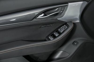 2024 Cadillac CT5-V -BIG $70K MSRP - Photo 18 - Joliet, IL 60435