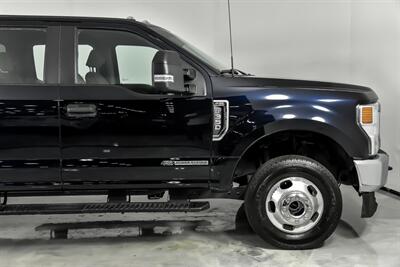 2022 Ford F-350 Super Duty XL   - Photo 13 - Joliet, IL 60435