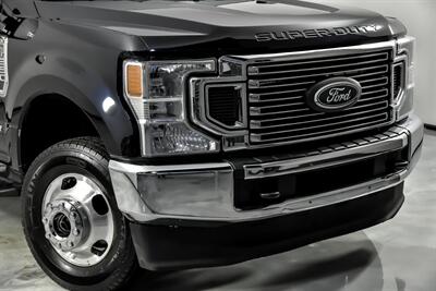 2022 Ford F-350 Super Duty XL   - Photo 3 - Joliet, IL 60435