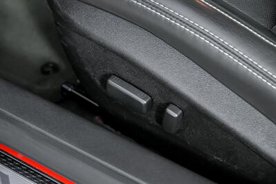 2015 Chevrolet Camaro SS   - Photo 25 - Joliet, IL 60435