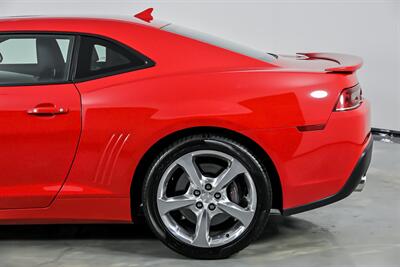 2015 Chevrolet Camaro SS   - Photo 9 - Joliet, IL 60435