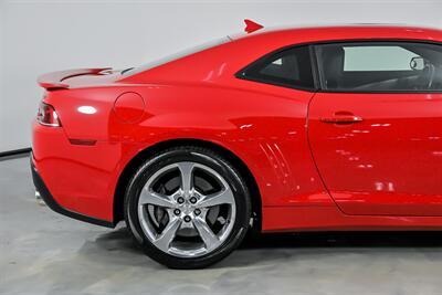 2015 Chevrolet Camaro SS   - Photo 13 - Joliet, IL 60435
