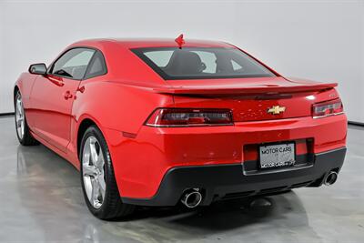 2015 Chevrolet Camaro SS   - Photo 10 - Joliet, IL 60435