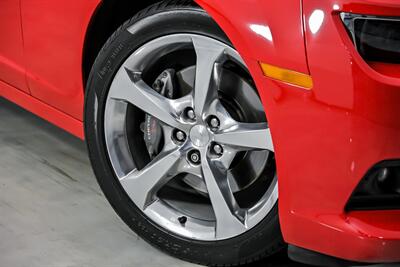 2015 Chevrolet Camaro SS   - Photo 4 - Joliet, IL 60435