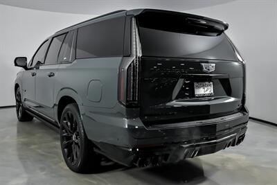 2026 Cadillac Escalade-V ESV   - Photo 8 - Joliet, IL 60435