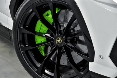 2020 Lamborghini Urus -TUNE-DOWNPIPES   - Photo 4 - Joliet, IL 60435