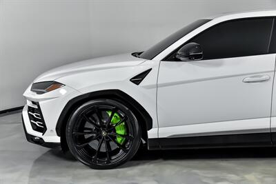 2020 Lamborghini Urus -TUNE-DOWNPIPES   - Photo 7 - Joliet, IL 60435