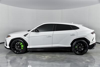 2020 Lamborghini Urus -TUNE-DOWNPIPES   - Photo 8 - Joliet, IL 60435