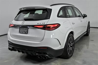 2024 Mercedes-Benz GLC AMG GLC 43   - Photo 12 - Joliet, IL 60435