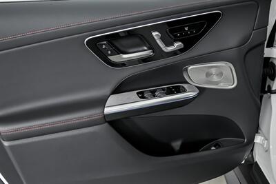 2024 Mercedes-Benz GLC AMG GLC 43   - Photo 18 - Joliet, IL 60435