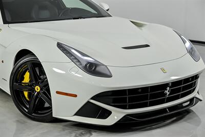2014 Ferrari F12berlinetta -BIG $440K MSRP-FULLY SERVICED   - Photo 3 - Joliet, IL 60435