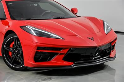 2020 Chevrolet Corvette Stingray - Photo 3 - Joliet, IL 60435