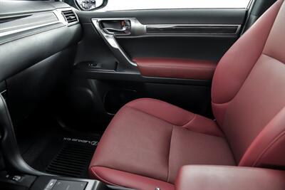 2023 Lexus GX 460   - Photo 38 - Joliet, IL 60435