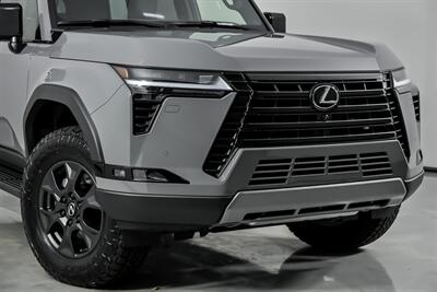 2025 Lexus GX 550 Overtrail   - Photo 3 - Joliet, IL 60435