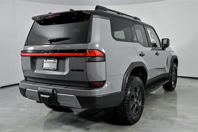 2025 Lexus GX 550 Overtrail   - Photo 12 - Joliet, IL 60435