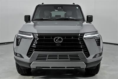 2025 Lexus GX 550 Overtrail   - Photo 5 - Joliet, IL 60435