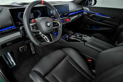 2025 BMW M5 -CARBON PACKAGE! - Photo 21 - Joliet, IL 60435