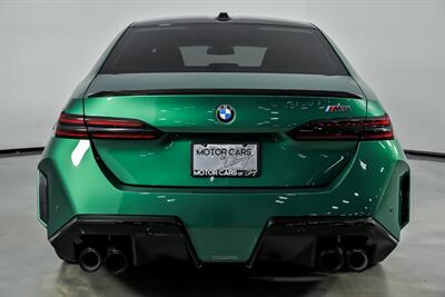 2025 BMW M5 -CARBON PACKAGE! - Photo 11 - Joliet, IL 60435