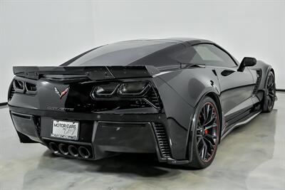 2019 Chevrolet Corvette Z06 2LZ   - Photo 12 - Joliet, IL 60435