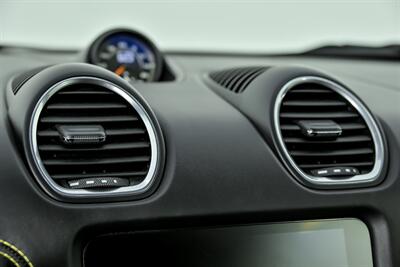 2020 Porsche 718 Cayman GT4   - Photo 33 - Joliet, IL 60435