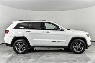 2020 Jeep Grand Cherokee Limited   - Photo 13 - Joliet, IL 60435