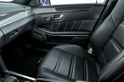 2014 Mercedes-Benz E 63 AMG S-Model   - Photo 40 - Joliet, IL 60435