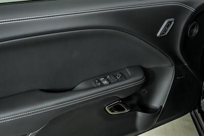 2023 Dodge Challenger SRT Hellcat Jailbreak - Photo 14 - Joliet, IL 60435