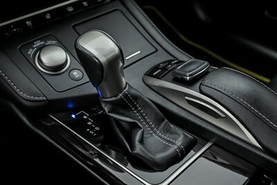 2016 Lexus ES 350   - Photo 38 - Joliet, IL 60435